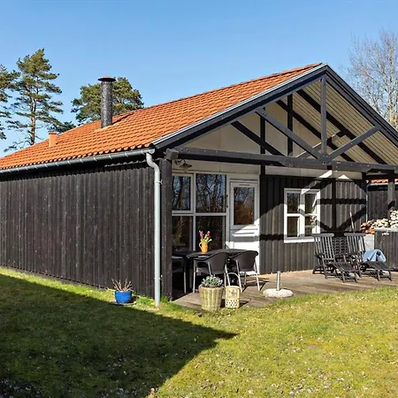 Orpah - 100m From The Sea By Interhome